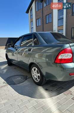 Седан ВАЗ 2170 Priora 2011 в 