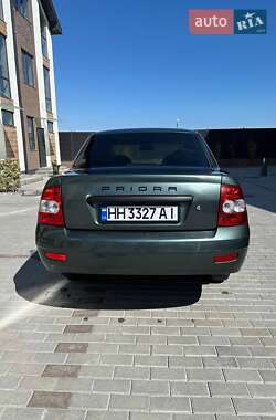 Седан ВАЗ 2170 Priora 2011 в 