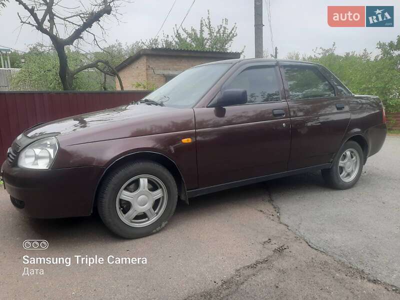 ВАЗ / Lada 2170 Priora 2011