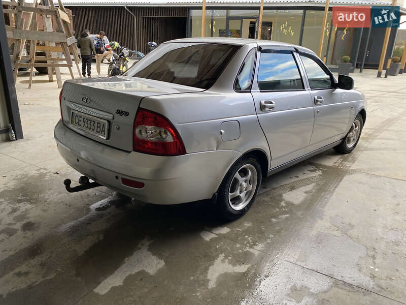 Седан ВАЗ / Lada 2170 Priora 2012 в Черновцах