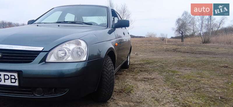 Седан ВАЗ / Lada 2170 Priora 2011 в Павлограде