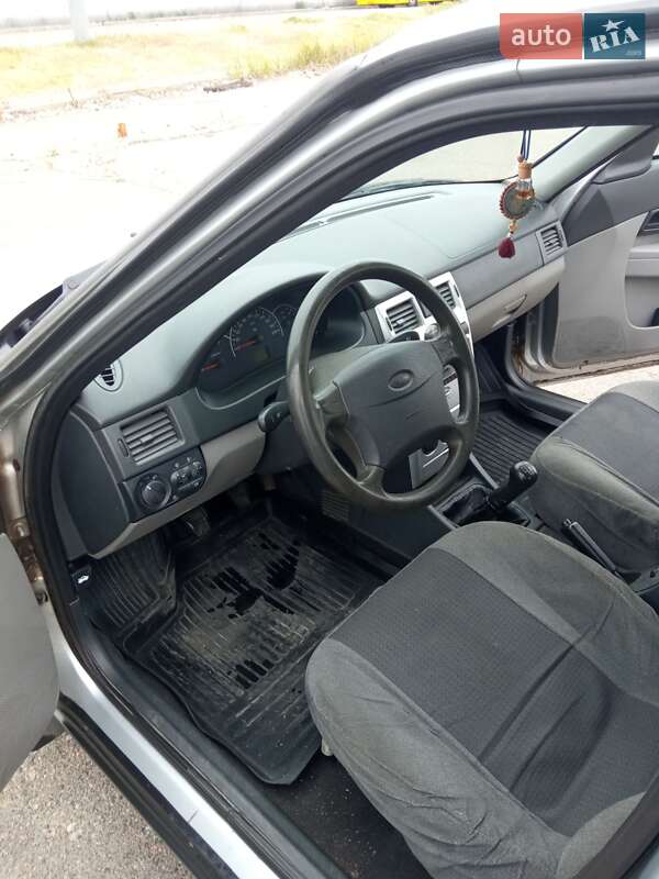 Седан ВАЗ / Lada 2170 Priora 2008 в Киеве