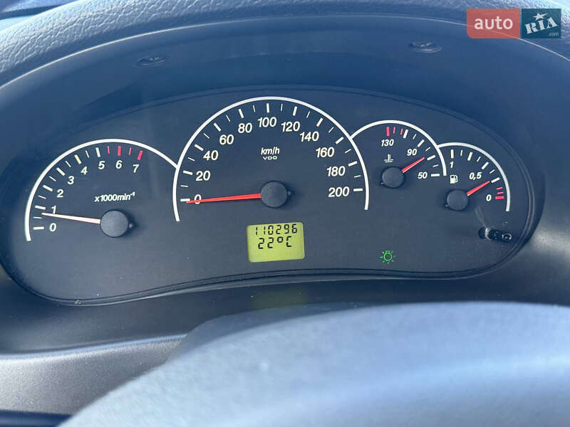 Седан ВАЗ / Lada 2170 Priora 2013 в Николаеве