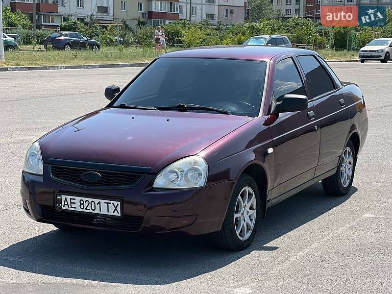 Седан ВАЗ 2170 Priora 2008 в 