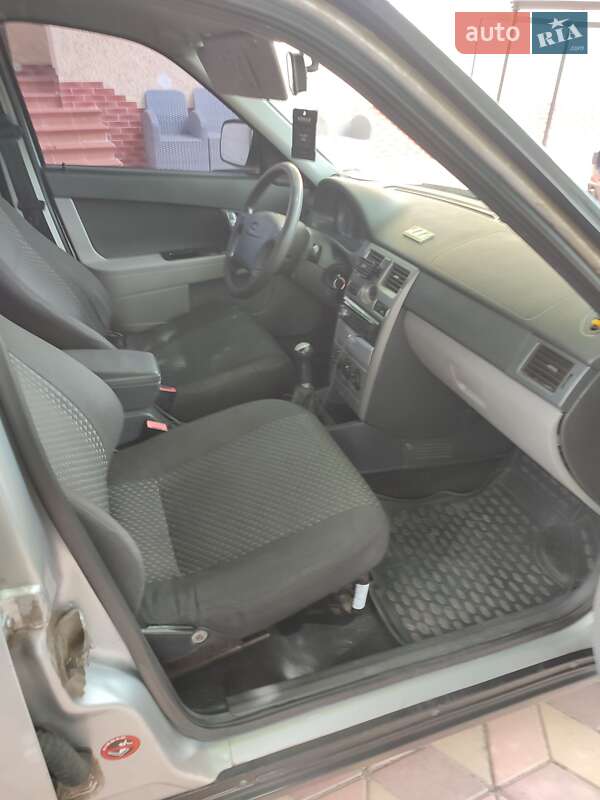Седан ВАЗ / Lada 2170 Priora 2011 в Виннице