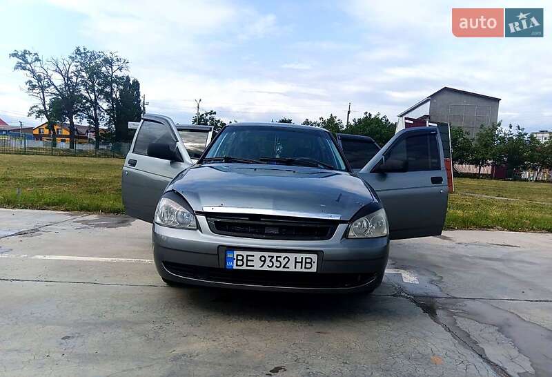 Седан ВАЗ / Lada 2170 Priora 2008 в Первомайске