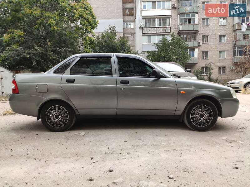 Седан ВАЗ / Lada 2170 Priora 2007 в Николаеве