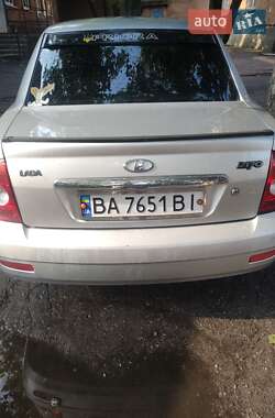 Седан ВАЗ 2170 Priora 2008 в 