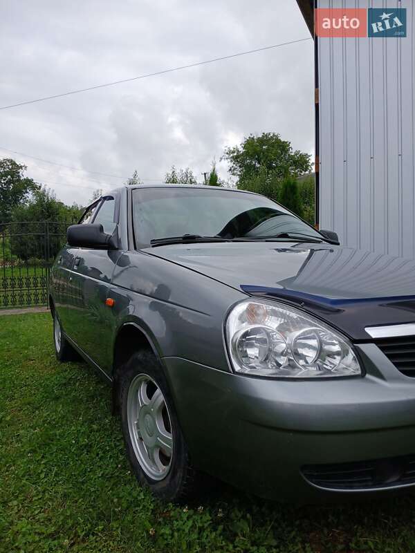 Седан ВАЗ / Lada 2170 Priora 2008 в Черновцах фото 3 Седан ВАЗ / Lada 2170 Priora 2008 в Черновцах