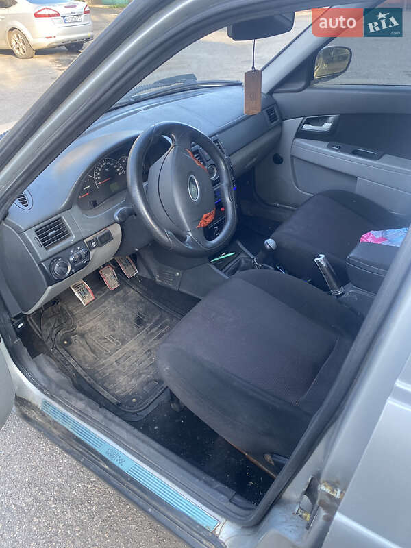 Седан ВАЗ / Lada 2170 Priora 2010 в Доброполье