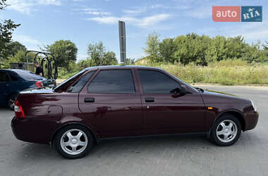 Седан ВАЗ 2170 Priora 2011 в 