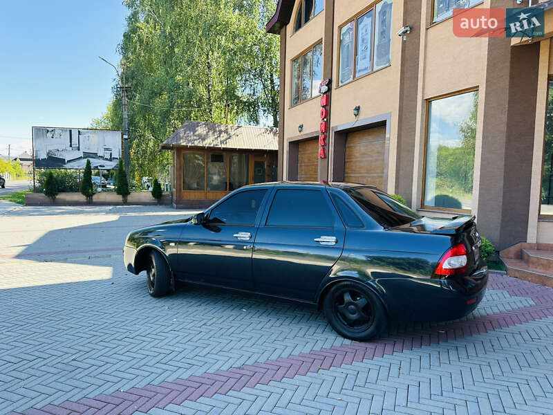 Седан ВАЗ / Lada 2170 Priora 2008 в Тячеве