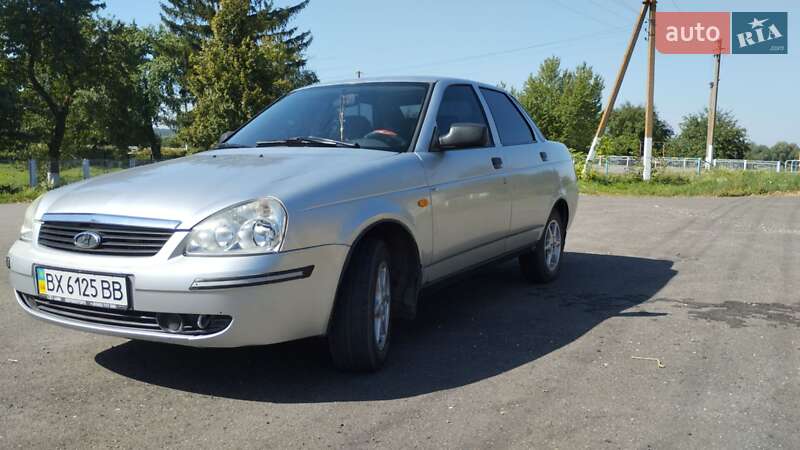 Седан ВАЗ / Lada 2170 Priora 2010 в Красилові фото 4 Седан ВАЗ / Lada 2170 Priora 2010 в Красилові