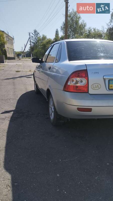 Седан ВАЗ / Lada 2170 Priora 2010 в Красилові фото 14 Седан ВАЗ / Lada 2170 Priora 2010 в Красилові