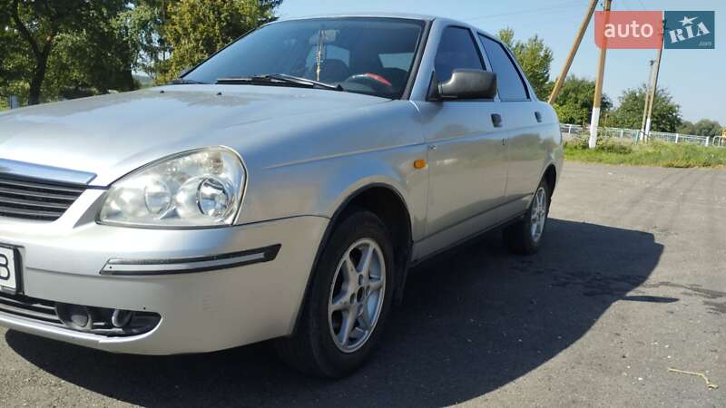 Седан ВАЗ / Lada 2170 Priora 2010 в Красилові фото 18 Седан ВАЗ / Lada 2170 Priora 2010 в Красилові