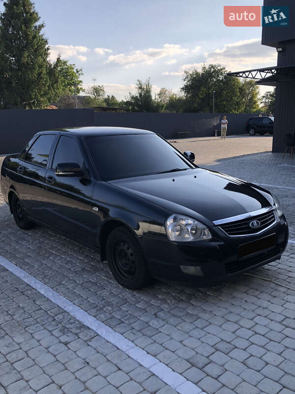 Седан ВАЗ / Lada 2170 Priora 2008 в Шполе
