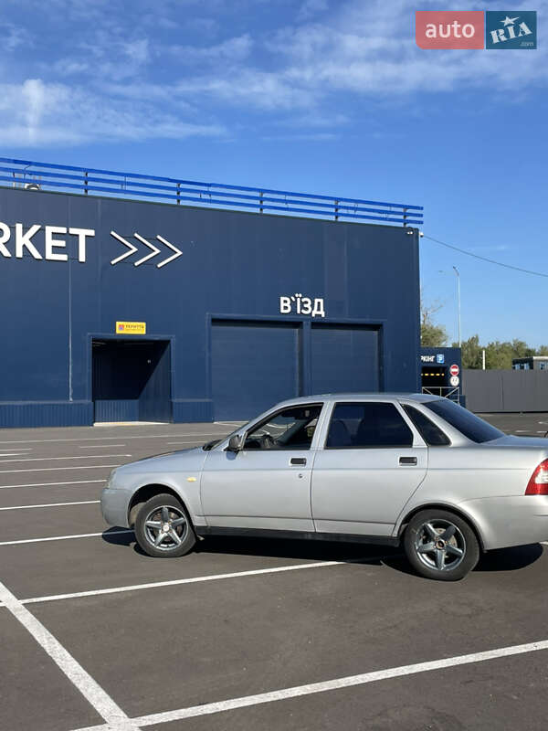 Седан ВАЗ / Lada 2170 Priora 2007 в Чернигове