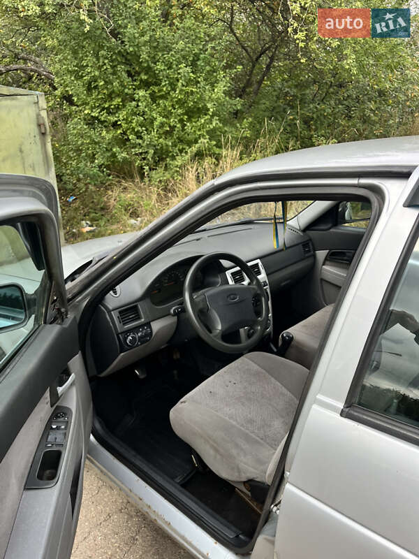 Седан ВАЗ / Lada 2170 Priora 2007 в Бердичеве фото 4 Седан ВАЗ / Lada 2170 Priora 2007 в Бердичеве