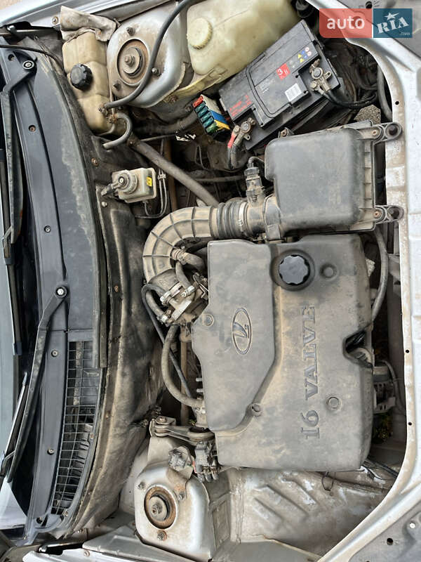 Седан ВАЗ / Lada 2170 Priora 2007 в Бердичеве фото 9 Седан ВАЗ / Lada 2170 Priora 2007 в Бердичеве