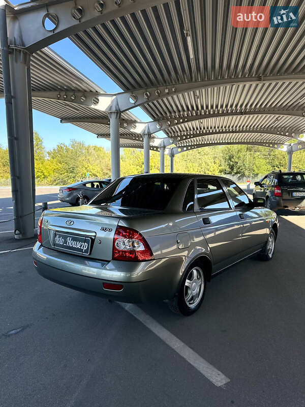 Седан ВАЗ / Lada 2170 Priora 2008 в Запорожье