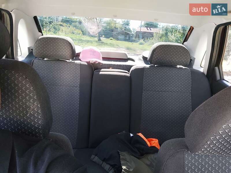 Седан ВАЗ / Lada 2170 Priora 2011 в Львове