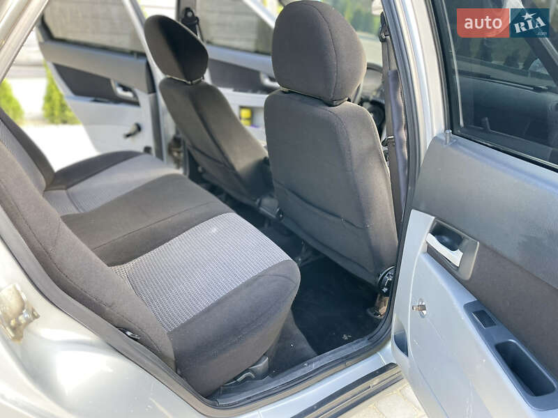 Седан ВАЗ / Lada 2170 Priora 2010 в Львове