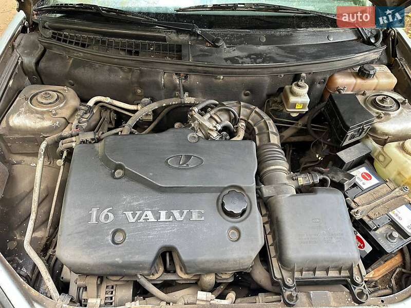 Седан ВАЗ / Lada 2170 Priora 2010 в Кривом Роге
