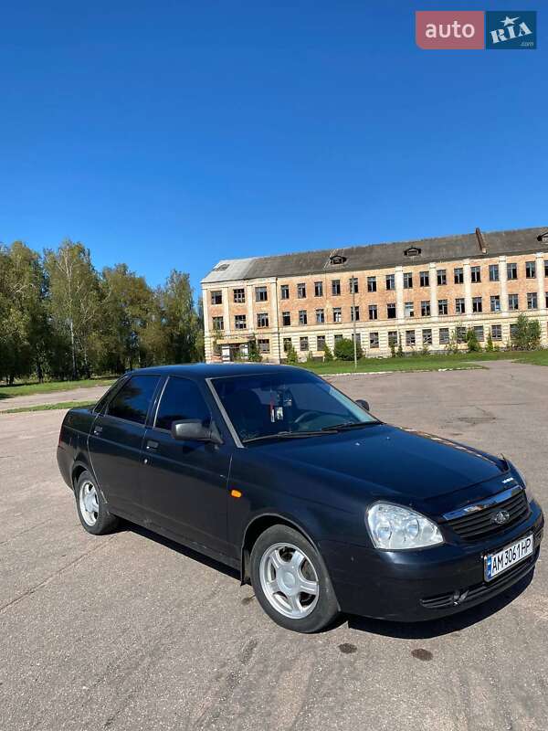 Седан ВАЗ / Lada 2170 Priora 2008 в Емильчине фото 7 Седан ВАЗ / Lada 2170 Priora 2008 в Емильчине
