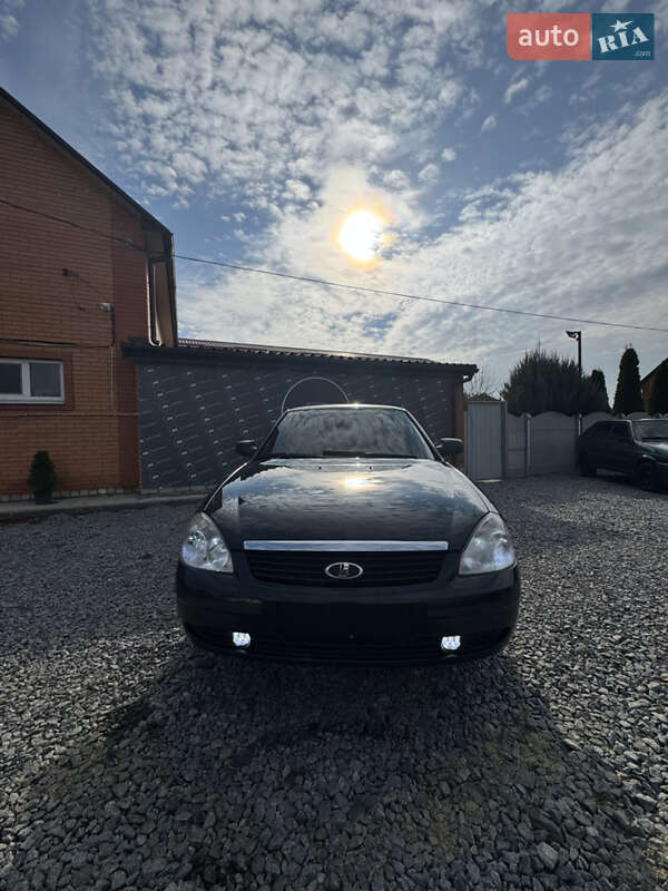 Седан ВАЗ / Lada 2170 Priora 2008 в Харькове фото 3 Седан ВАЗ / Lada 2170 Priora 2008 в Харькове