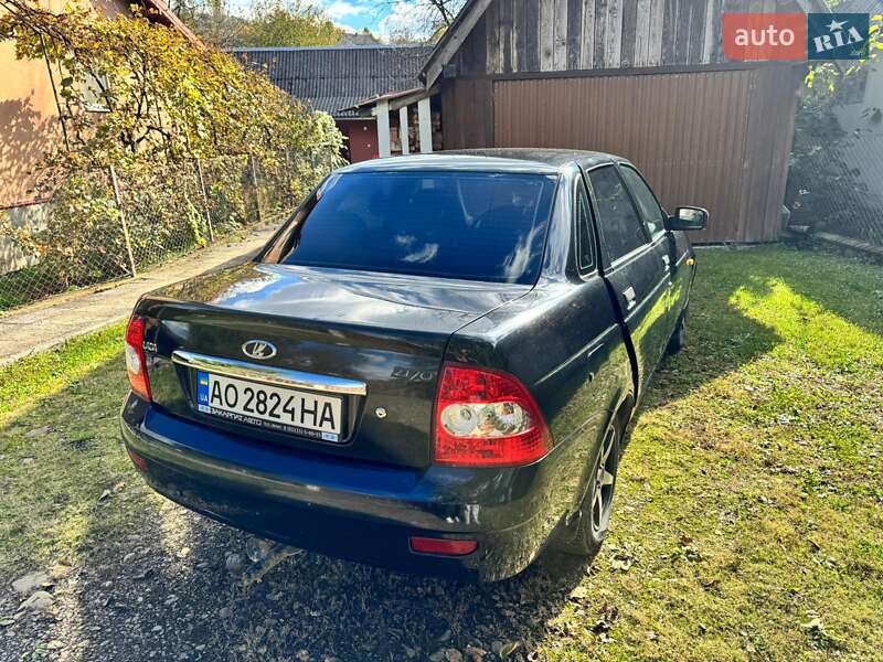 Седан ВАЗ / Lada 2170 Priora 2008 в Ужгороде фото 5 Седан ВАЗ / Lada 2170 Priora 2008 в Ужгороде