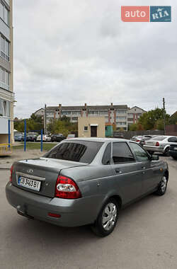 Седан ВАЗ / Lada 2170 Priora 2008 в  фото 6 Седан ВАЗ / Lada 2170 Priora 2008 в