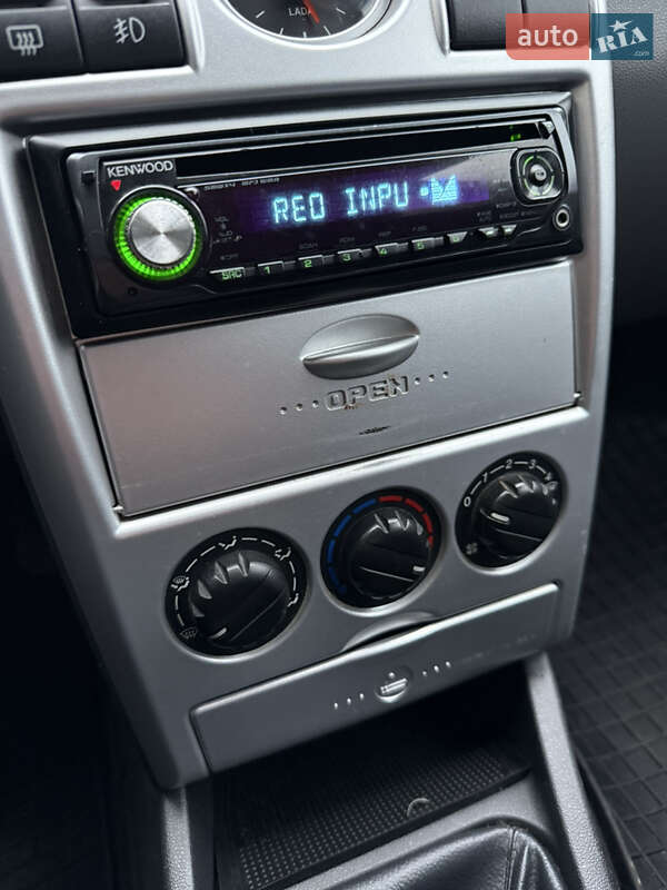 Седан ВАЗ / Lada 2170 Priora 2008 в Чернігові фото 27 Седан ВАЗ / Lada 2170 Priora 2008 в Чернігові