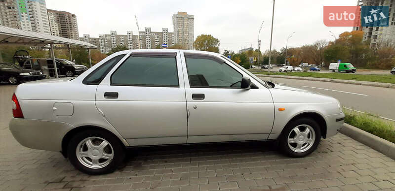 Седан ВАЗ / Lada 2170 Priora 2008 в Києві