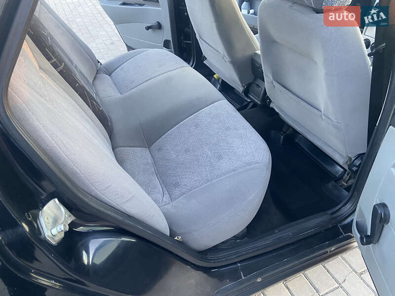 Седан ВАЗ / Lada 2170 Priora 2007 в Монастырище фото 31 Седан ВАЗ / Lada 2170 Priora 2007 в Монастырище