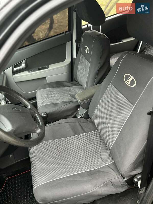 Седан ВАЗ / Lada 2170 Priora 2008 в Тячеве