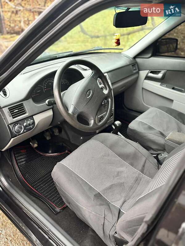 Седан ВАЗ / Lada 2170 Priora 2008 в Тячеве