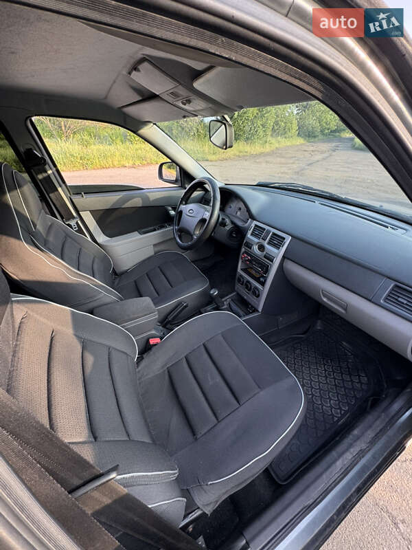 Седан ВАЗ / Lada 2170 Priora 2010 в Краматорську