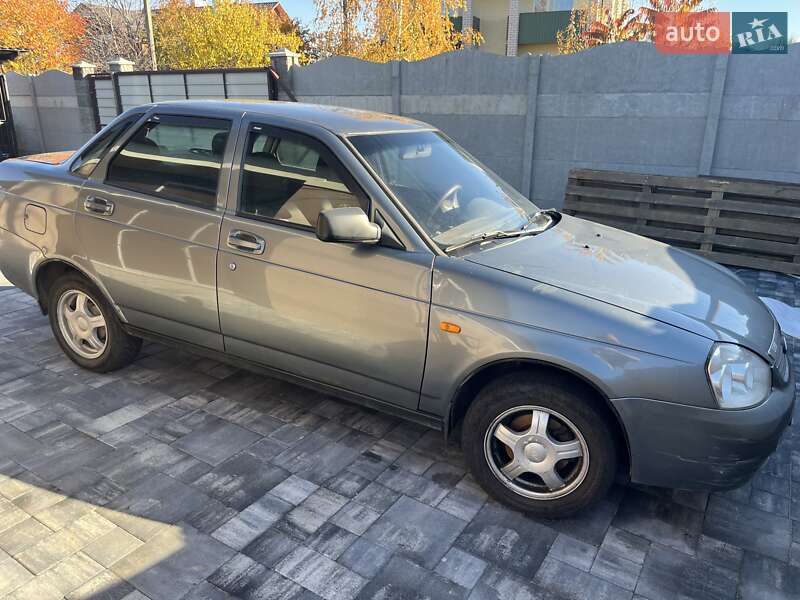 ВАЗ / Lada 2170 Priora 2011