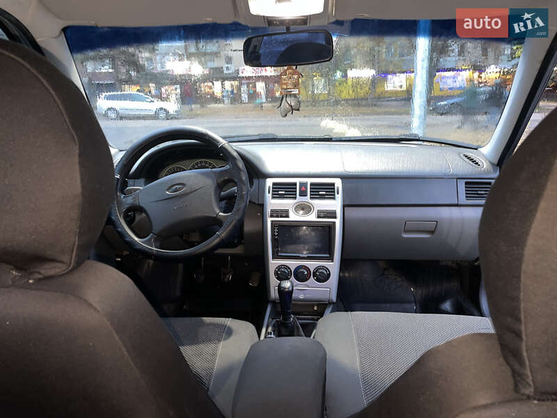 Седан ВАЗ / Lada 2170 Priora 2007 в Кривом Роге фото 5 Седан ВАЗ / Lada 2170 Priora 2007 в Кривом Роге