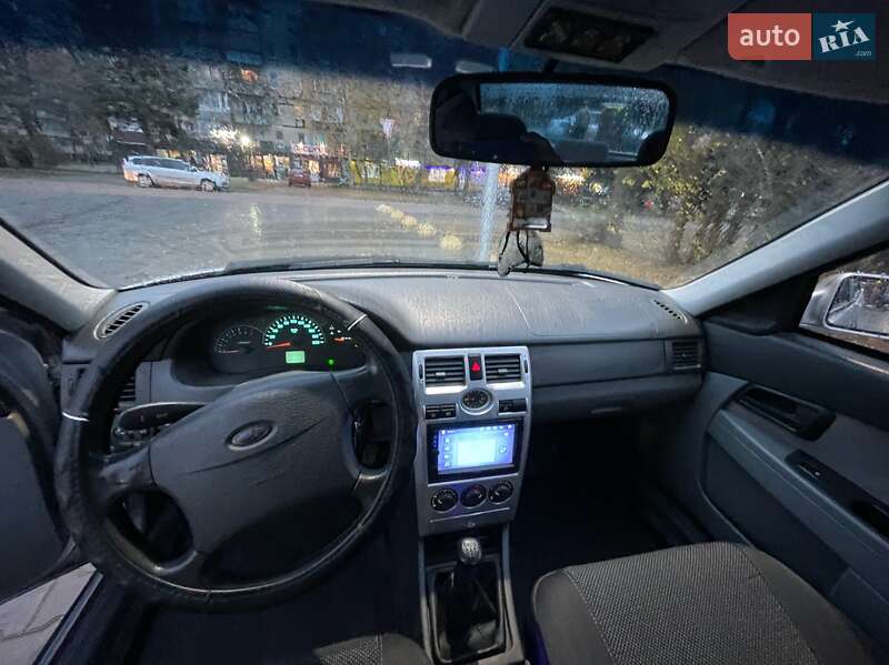 Седан ВАЗ / Lada 2170 Priora 2007 в Кривом Роге фото 10 Седан ВАЗ / Lada 2170 Priora 2007 в Кривом Роге