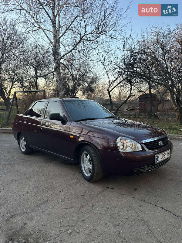 Седан ВАЗ / Lada 2170 Priora 2011 в Смеле фото 9 Седан ВАЗ / Lada 2170 Priora 2011 в Смеле