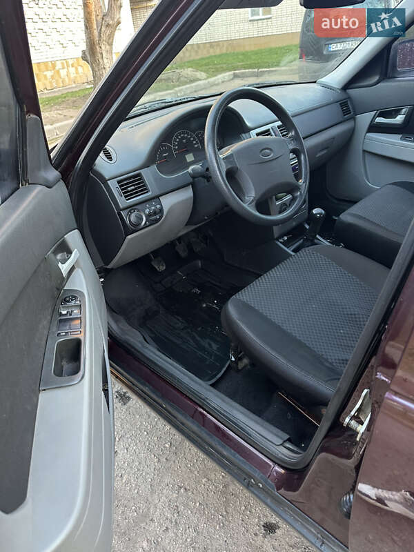 Седан ВАЗ / Lada 2170 Priora 2011 в Смеле фото 15 Седан ВАЗ / Lada 2170 Priora 2011 в Смеле