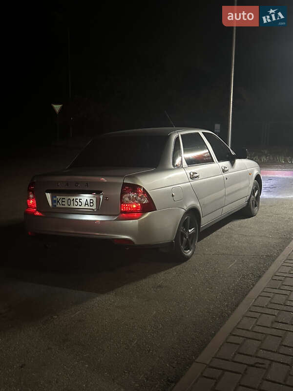 Седан ВАЗ / Lada 2170 Priora 2012 в Дніпрі