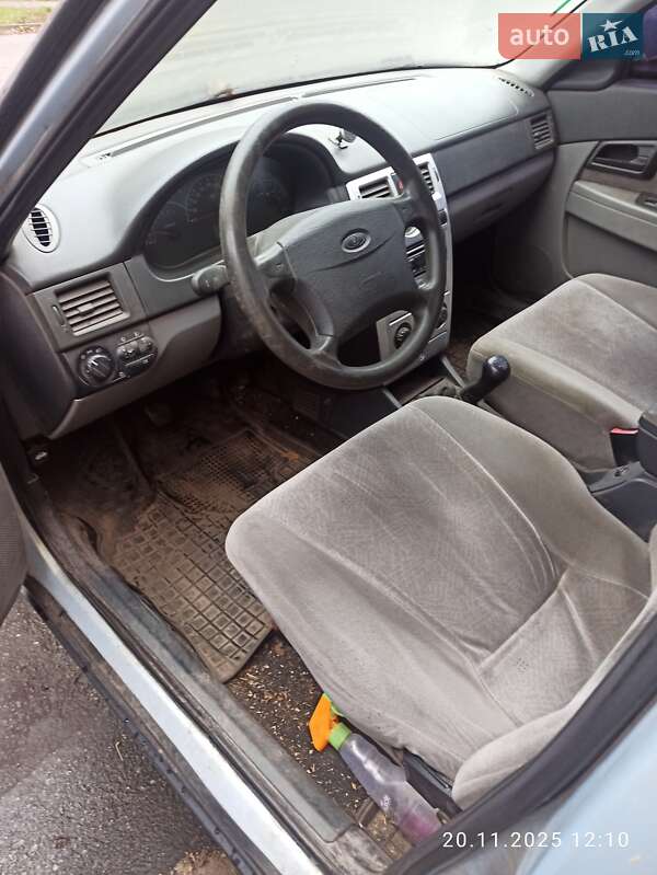 Седан ВАЗ / Lada 2170 Priora 2007 в Киеве