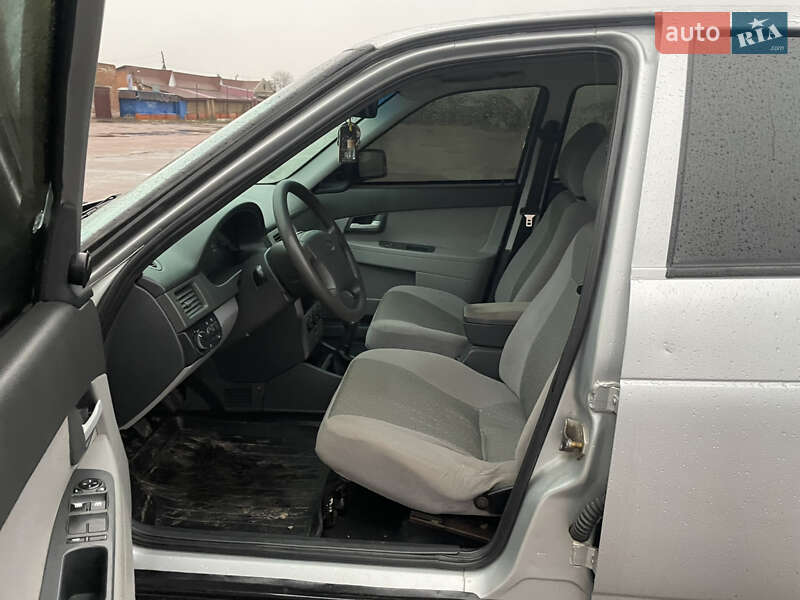 Седан ВАЗ / Lada 2170 Priora 2008 в Прилуках