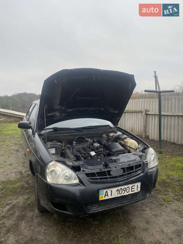 Седан ВАЗ / Lada 2170 Priora 2008 в Киеве фото 4 Седан ВАЗ / Lada 2170 Priora 2008 в Киеве