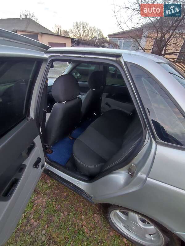 Седан ВАЗ / Lada 2170 Priora 2007 в Конотопі фото 7 Седан ВАЗ / Lada 2170 Priora 2007 в Конотопі