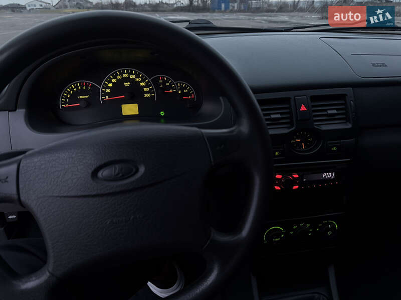 Седан ВАЗ / Lada 2170 Priora 2010 в Миколаєві