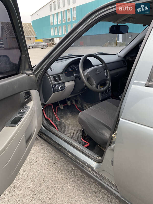 Седан ВАЗ / Lada 2170 Priora 2008 в Тульчині фото 7 Седан ВАЗ / Lada 2170 Priora 2008 в Тульчині