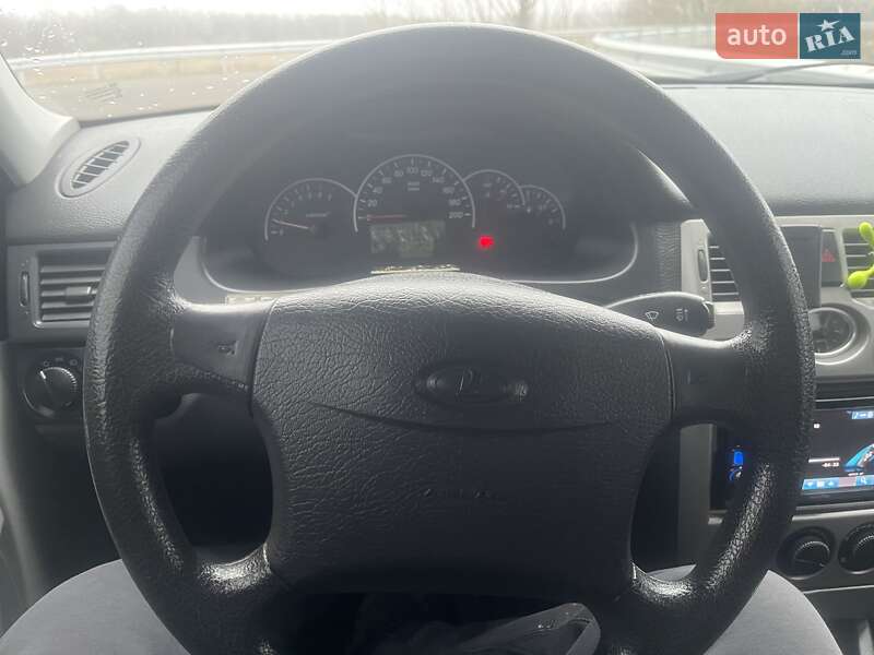 Седан ВАЗ / Lada 2170 Priora 2011 в Балаклії фото 24 Седан ВАЗ / Lada 2170 Priora 2011 в Балаклії